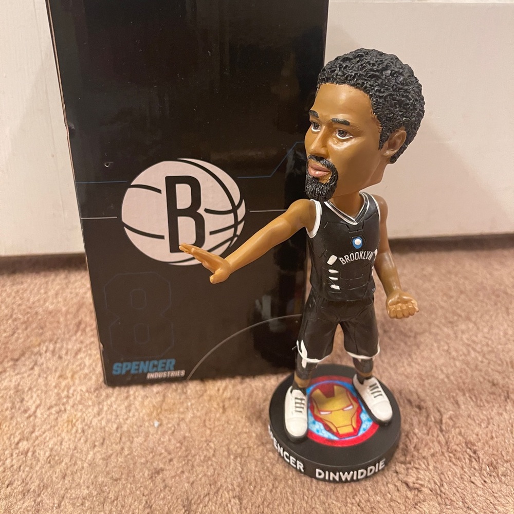 NEW Brooklyn Nets Spencer Dinwiddie iron man boxed bobble head